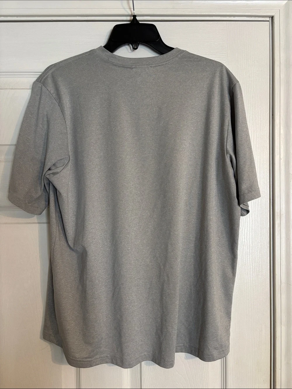 The North Face Active Fit Performance Wear Gray Short-Sleeve Logo Tee Large